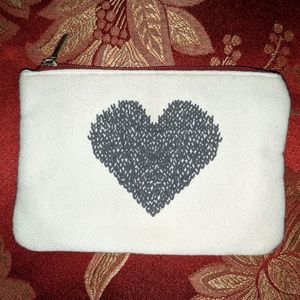 Cotton coin pouch with hearts